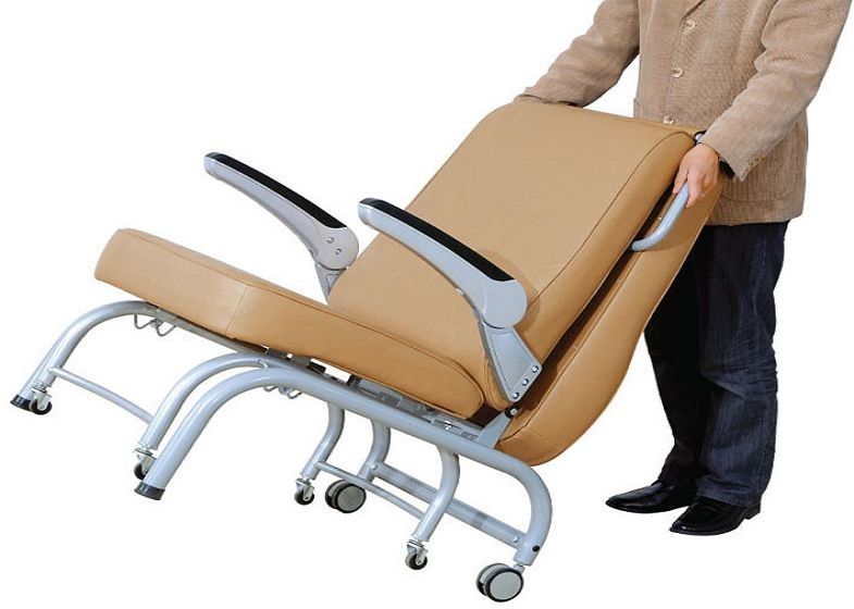 Медицинские возлежа стул слипера/кресло-коляска стула Гери для человека заботы